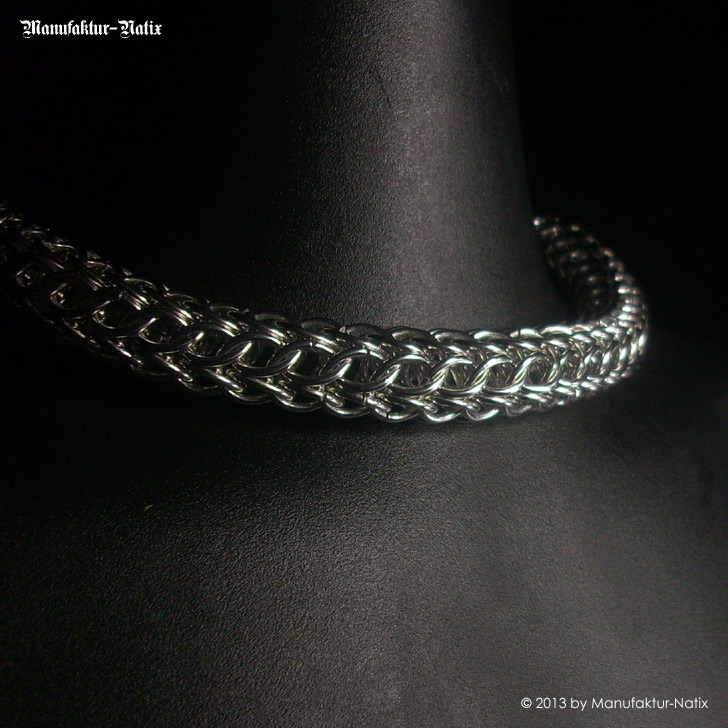 Hilt Chain Halskette